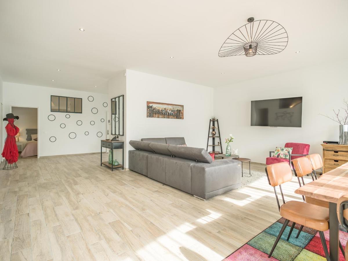 Apartamento Loft Courtalon - Haut Standing - Patio - Parking Prives Troyes Exterior foto